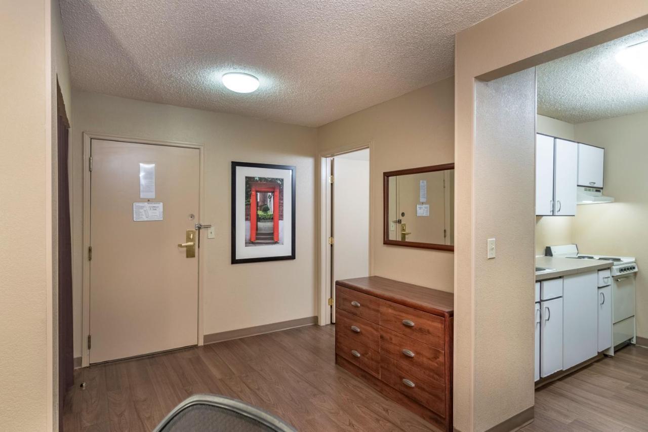 Extended America - - Northwest Hotel