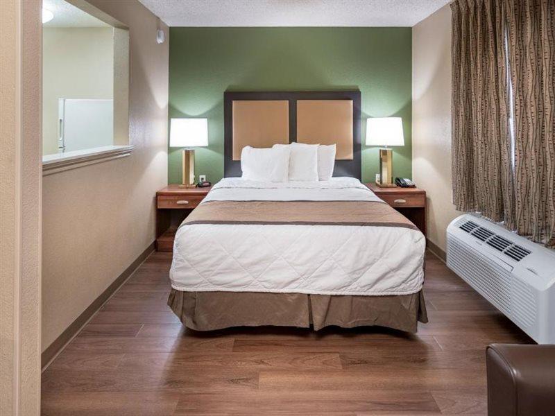 Extended America - - Northwest Hotel